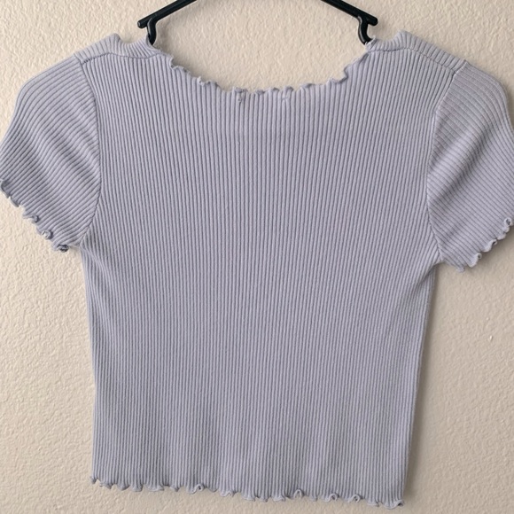 BRANDY MELVILLE “RIANE” CROP TOP (light blue) - Picture 2 of 2